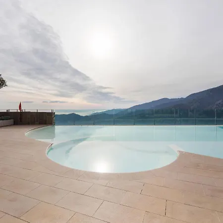 別荘 Panoramic Sea View House, Magliolo